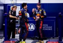 El GP de Abu Dabi está en marcha con sus clasificaciones, sin embargo, el GP de Brasil sigue siendo tema de conversación por las últimas declaraciones que hizo la mamá de Max Verstappen sobre Sergio ‘Checo’ Pérez y también por una foto que causó controversia en los seguidores de la Fórmula 1